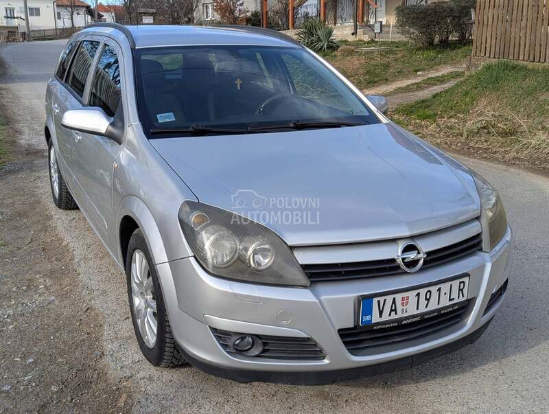 Opel Astra H 