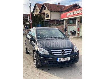 Mercedes Benz B 200 
