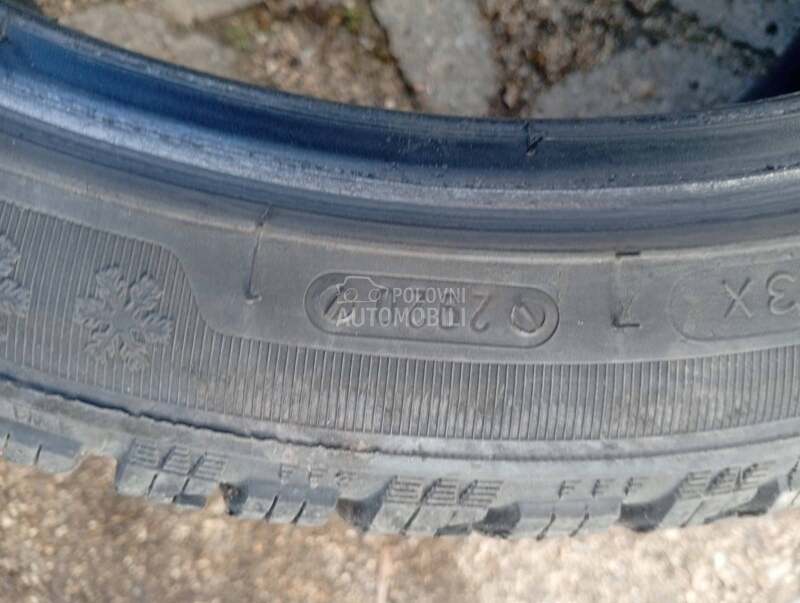 Tigar 225/40 R18 Zimska