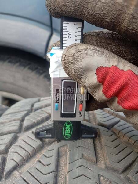 Tigar 225/40 R18 Zimska