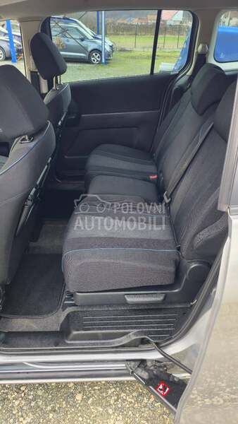 Mazda 5 2.0