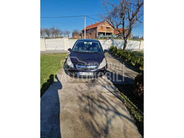 Hauba crna Z 20 R za Opel Corsa D od 2006. do 2012. god.