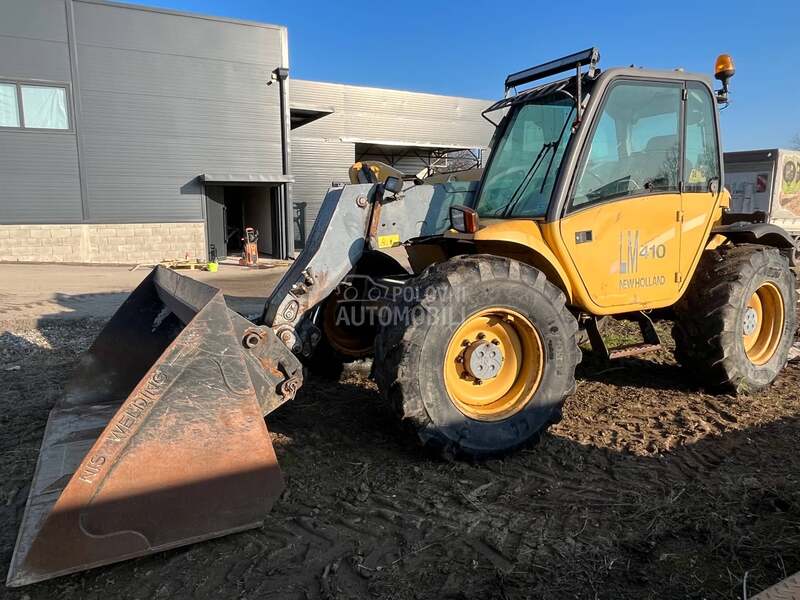 New Holland Lm410