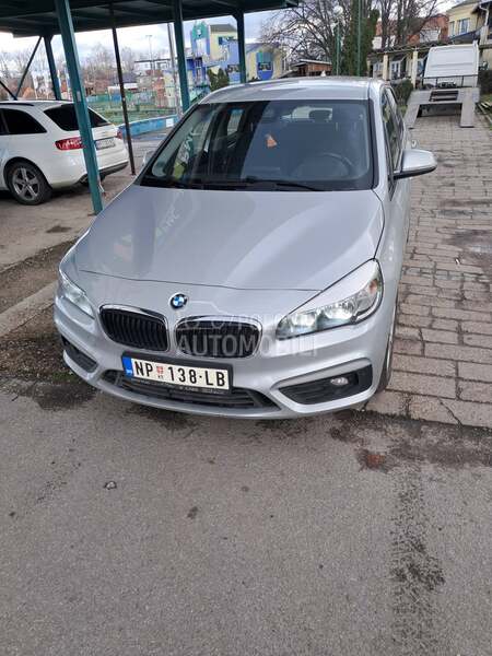 BMW 218 
