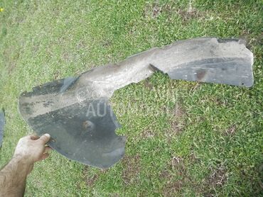 Podkrilo za Volkswagen Passat B5.5