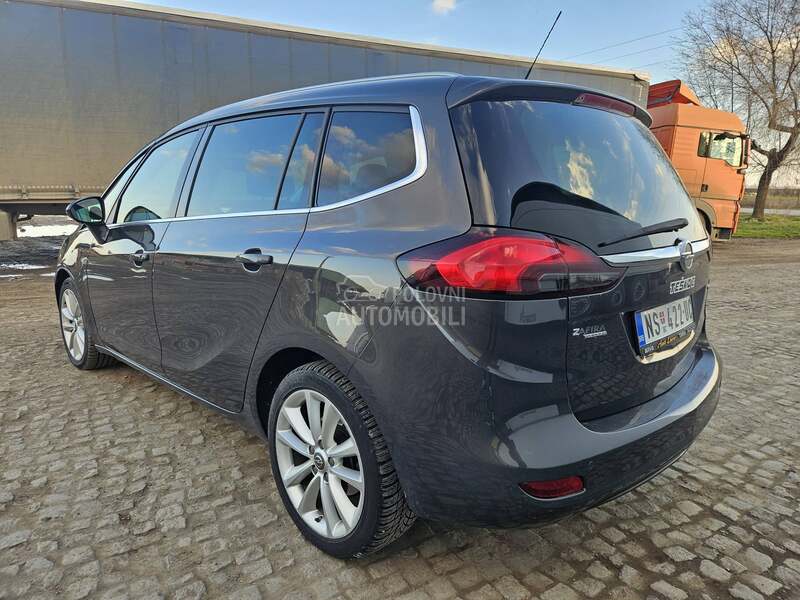 Opel Zafira 
