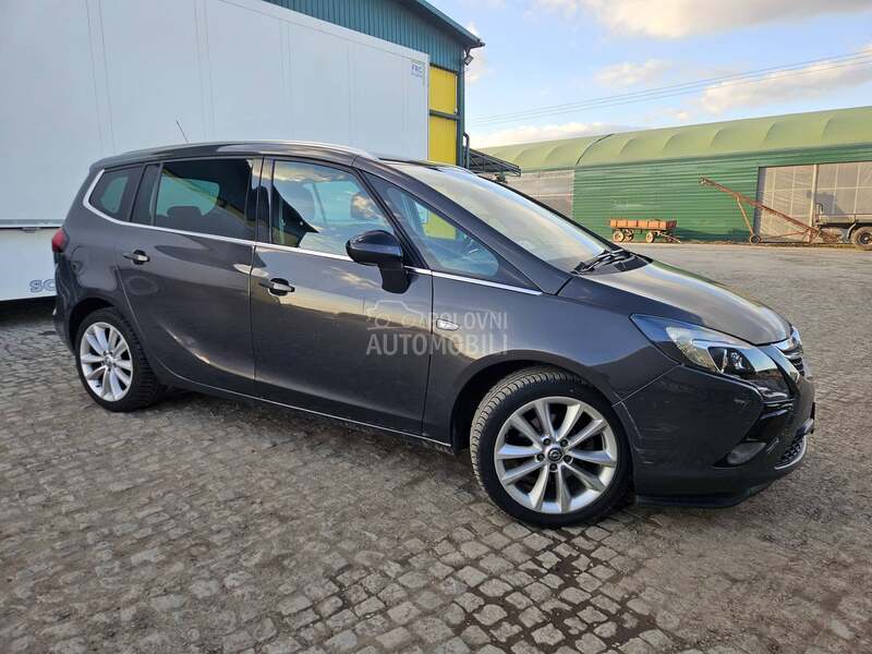 Opel Zafira 