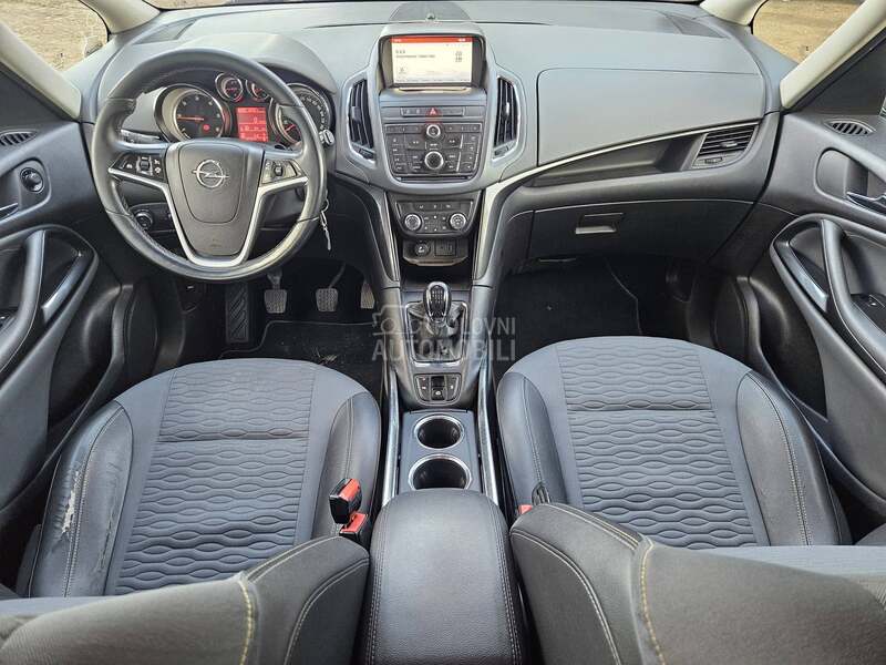 Opel Zafira 