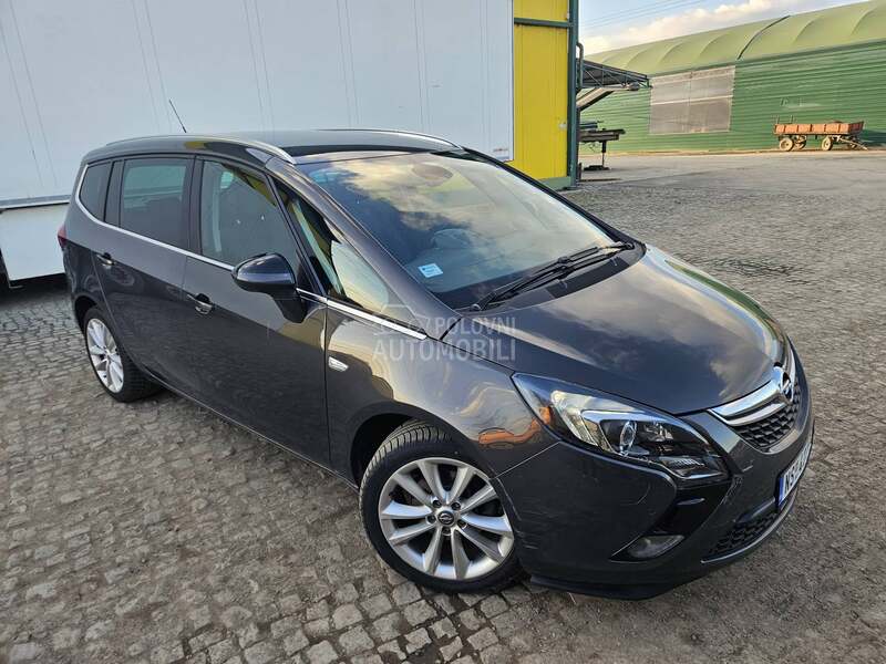 Opel Zafira 