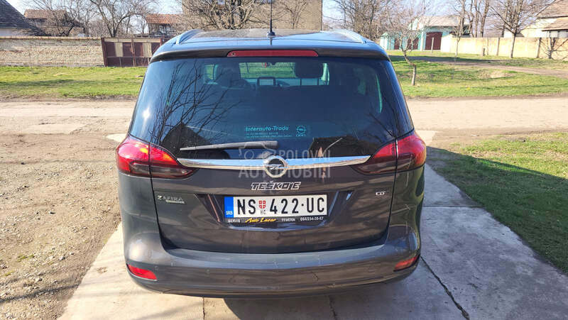 Opel Zafira 
