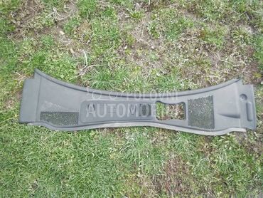 Plastika preko akumulatora za Volkswagen Passat B5.5