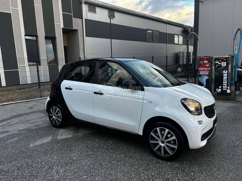 Smart ForFour 1.0