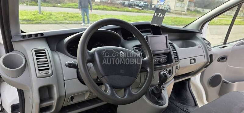Renault Trafic 2.0dci Long CH