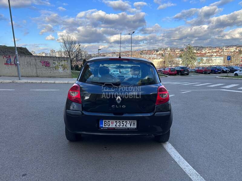 Renault Clio 