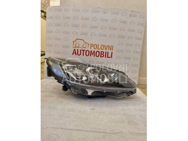 Desni full led far za Ford Kuga od 2019. do 2023. god.