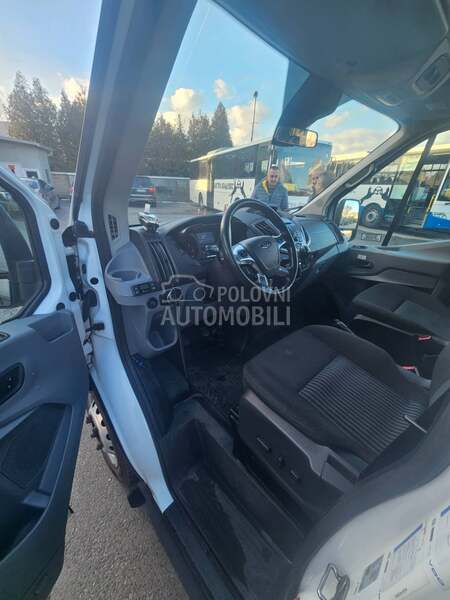 Ford Tranzit