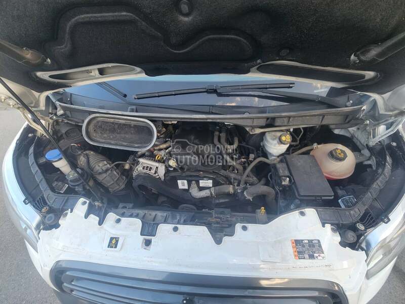 Ford Tranzit