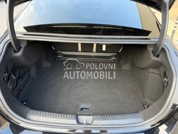 Mercedes Benz E 220 d AMG 4Matic slika 38