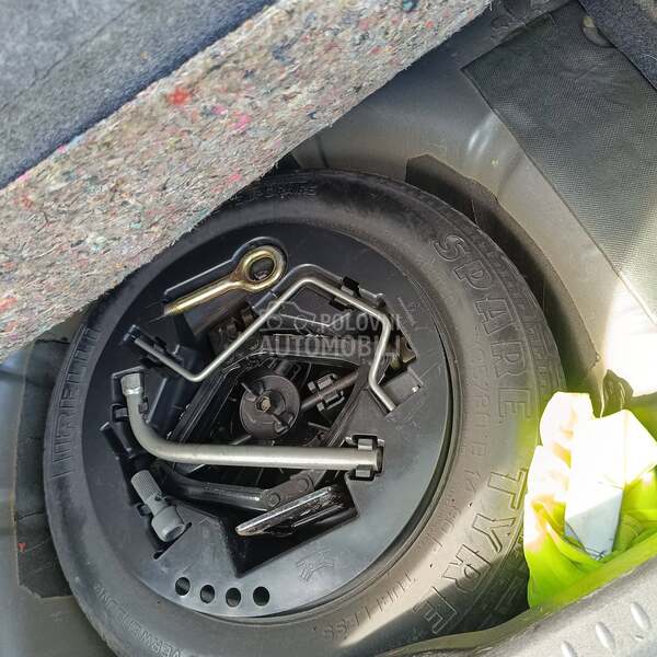 Lancia Ypsilon 1.2 8v