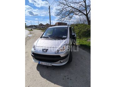 Peugeot 1007 1400cm3