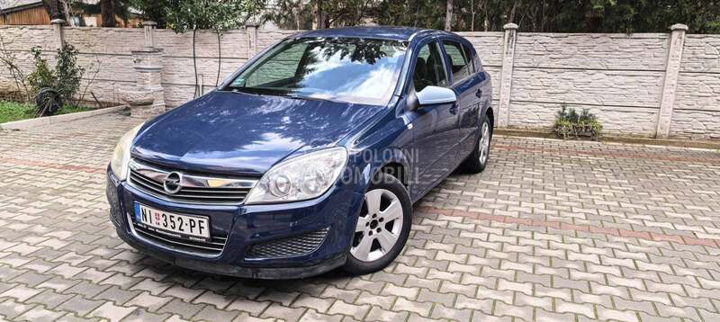 Opel Astra H 
