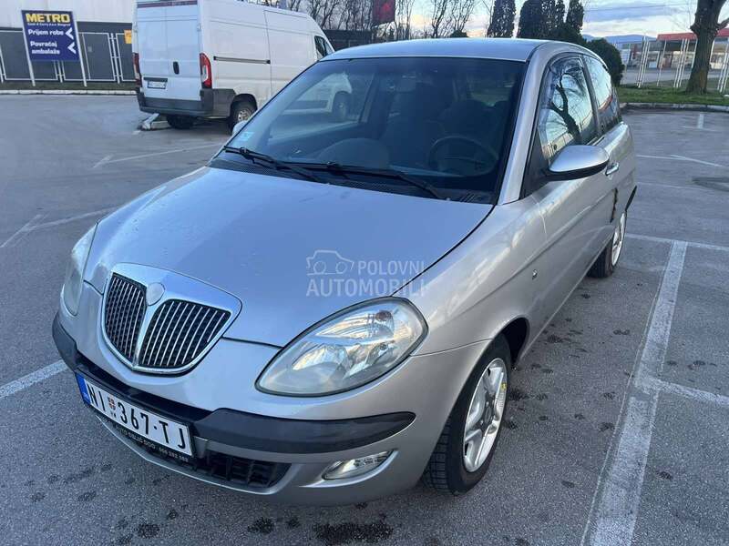 Lancia Ypsilon 1.2
