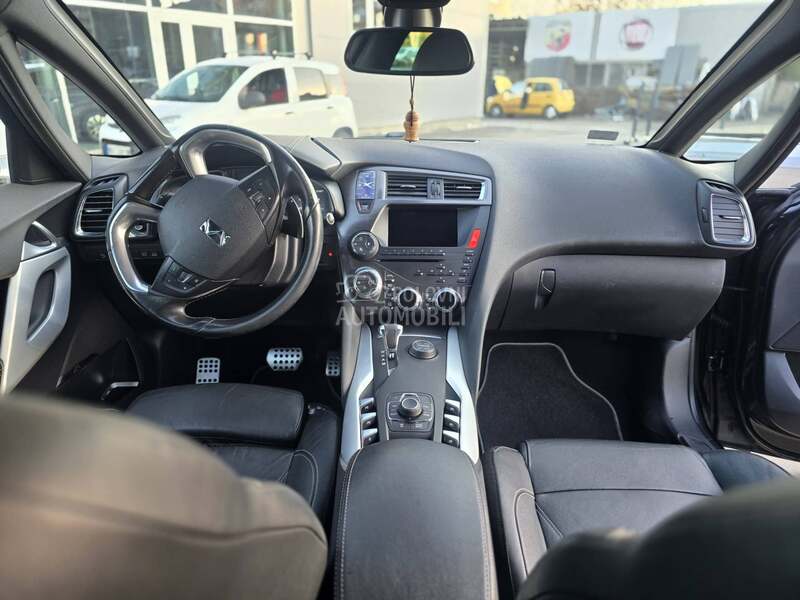 Citroen DS5 