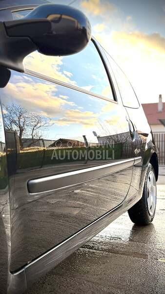 Renault Twingo 1.2 8v CH