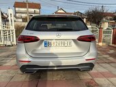 Mercedes Benz B 180 