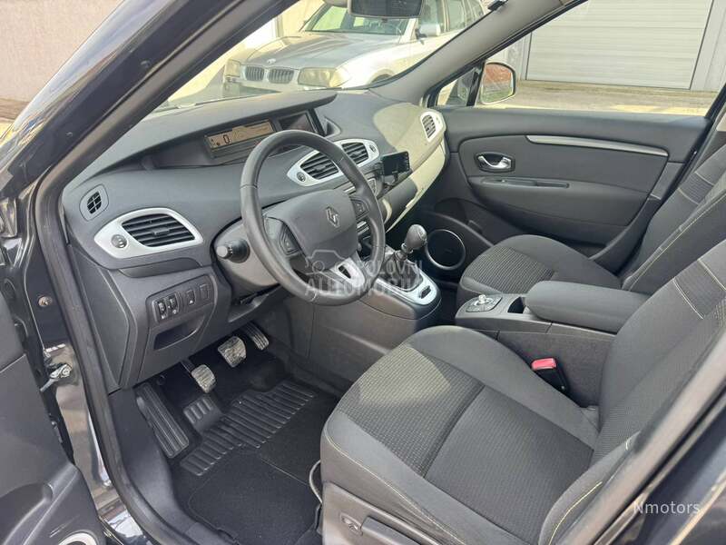 Renault Scenic 1.4 tce NAV