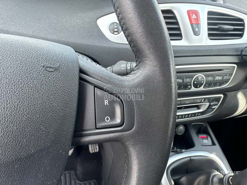 Renault Scenic 1.4 tce NAV