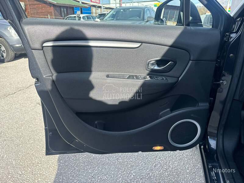 Renault Scenic 1.4 tce NAV