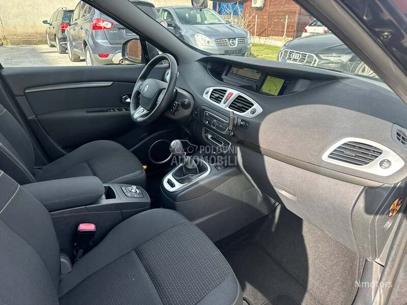 Renault Scenic 1.4 tce NAV