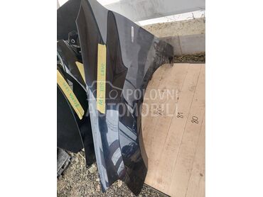 levo krilo za Mercedes Benz ML Klasa od 2005. do 2011. god.