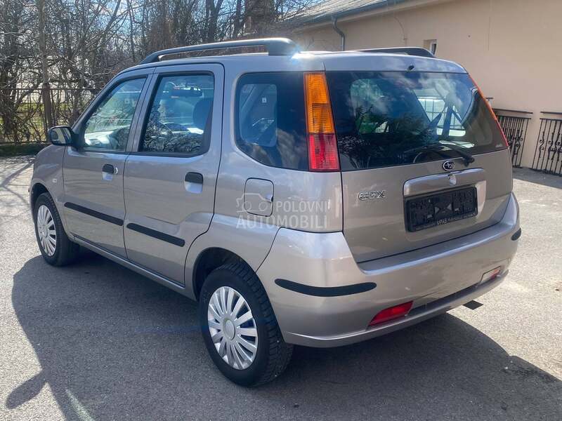 Subaru Justy 