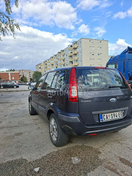 Ford Fusion 