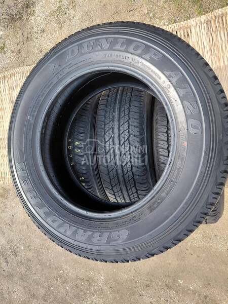 Dunlop 245/65 R17 Letnja