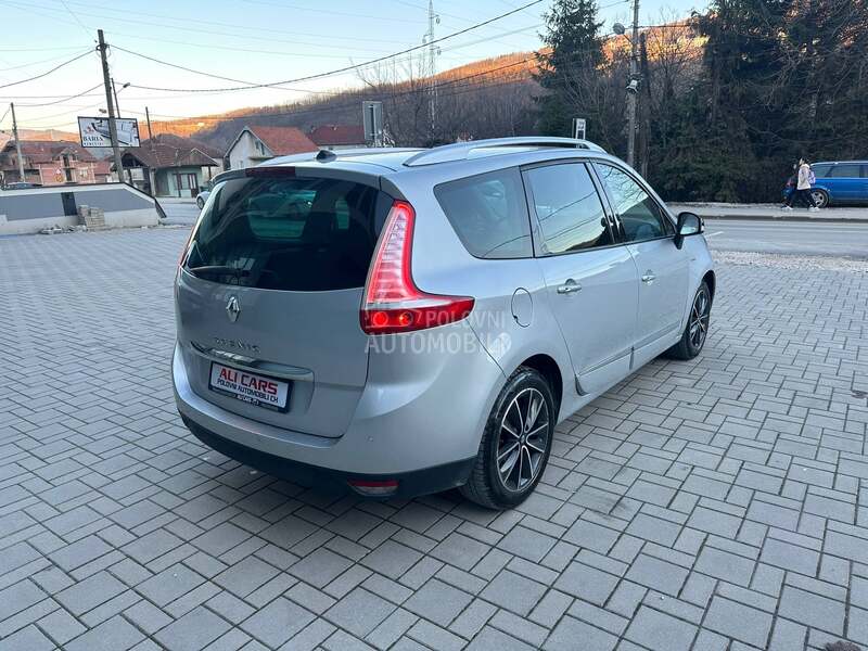 Renault Scenic CH B O S E