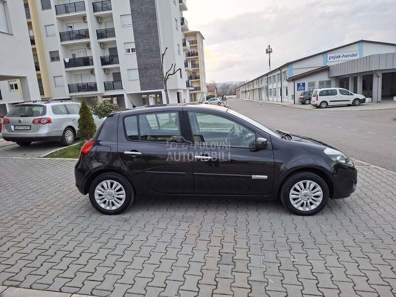 Renault Clio 1.2i /CH/