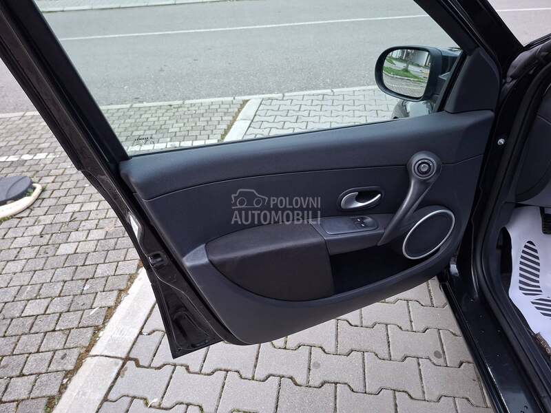 Renault Clio 1.2i /CH/