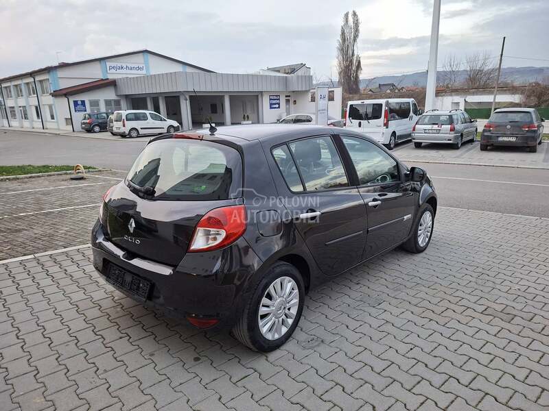 Renault Clio 1.2i /CH/