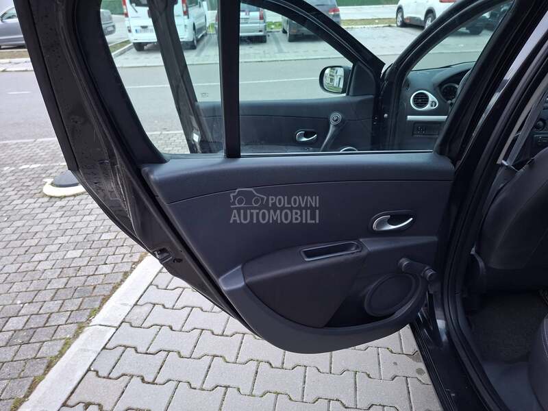 Renault Clio 1.2i /CH/