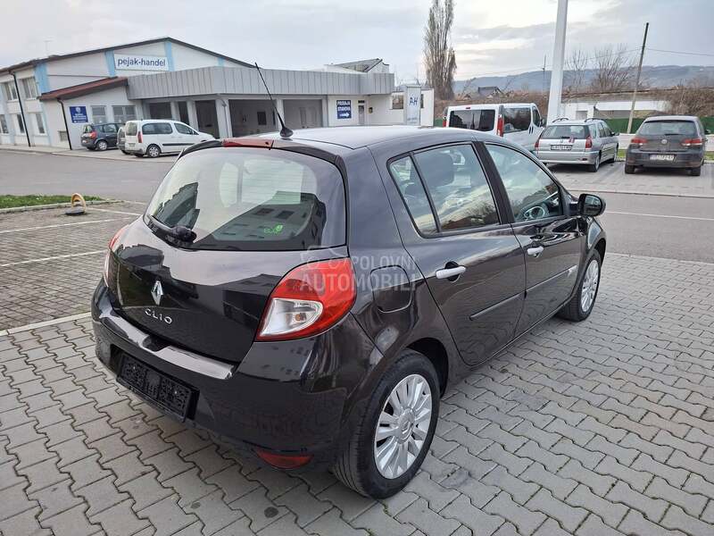 Renault Clio 1.2i /CH/