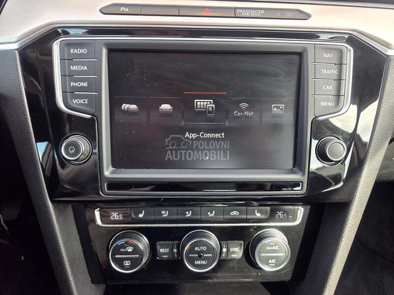 Volkswagen Passat B8 2.0 TDI / Virt/