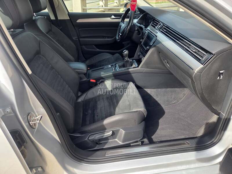 Volkswagen Passat B8 2.0 TDI / Virt/