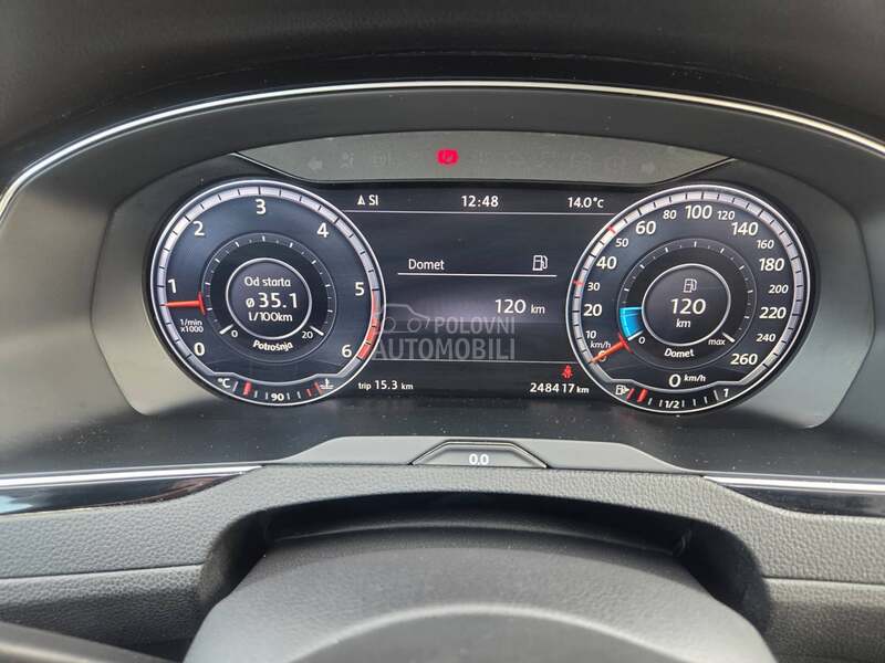 Volkswagen Passat B8 2.0 TDI / Virt/