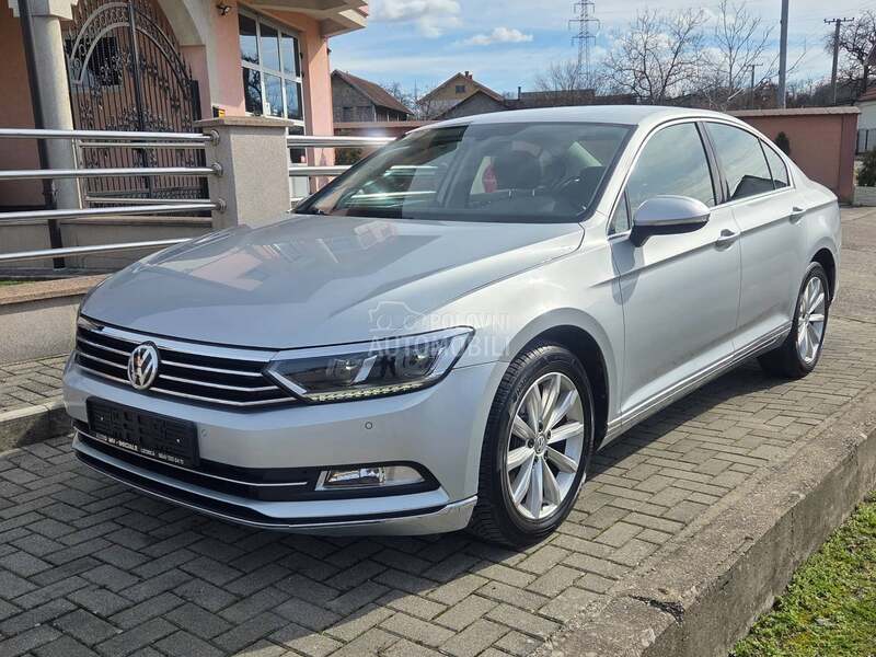 Volkswagen Passat B8 2.0 TDI / Virt/