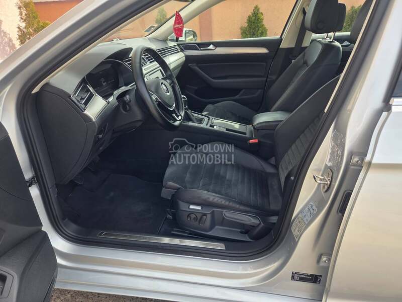 Volkswagen Passat B8 2.0 TDI / Virt/