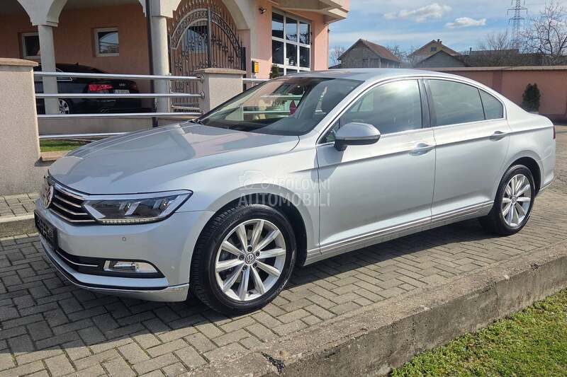 Volkswagen Passat B8 2.0 TDI / Virt/