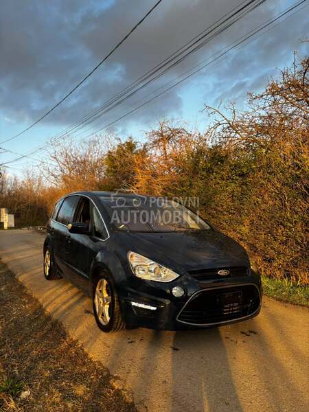 Ford S-Max 